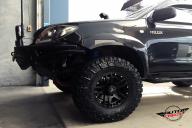 TOYOTA HILUX N70 4WD CLIFF MATTE BLACK 